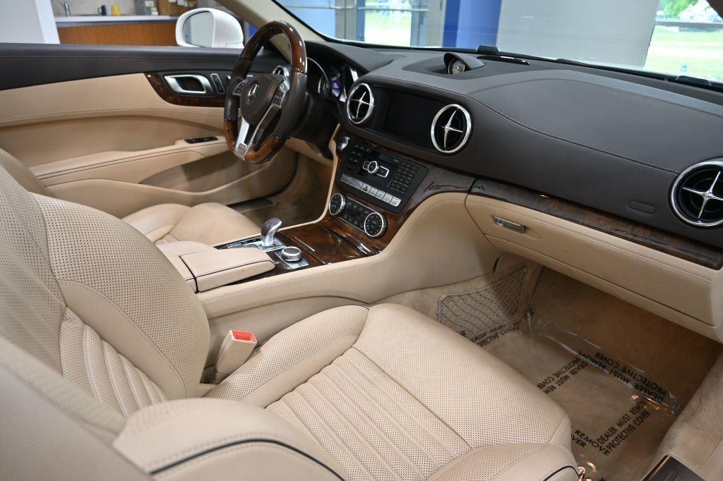 Mercedes-Benz SL-Class  2013