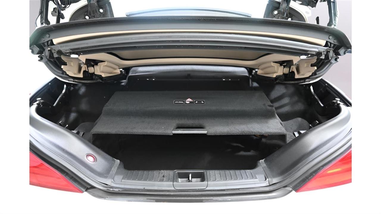 Mercedes-Benz SL-Class  2013