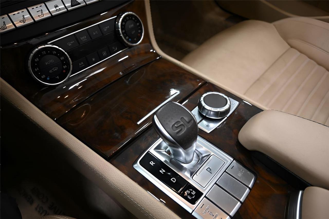 Mercedes-Benz SL-Class  2013