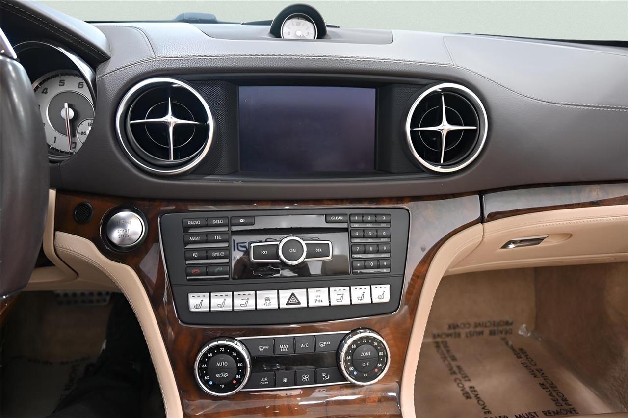 Mercedes-Benz SL-Class  2013