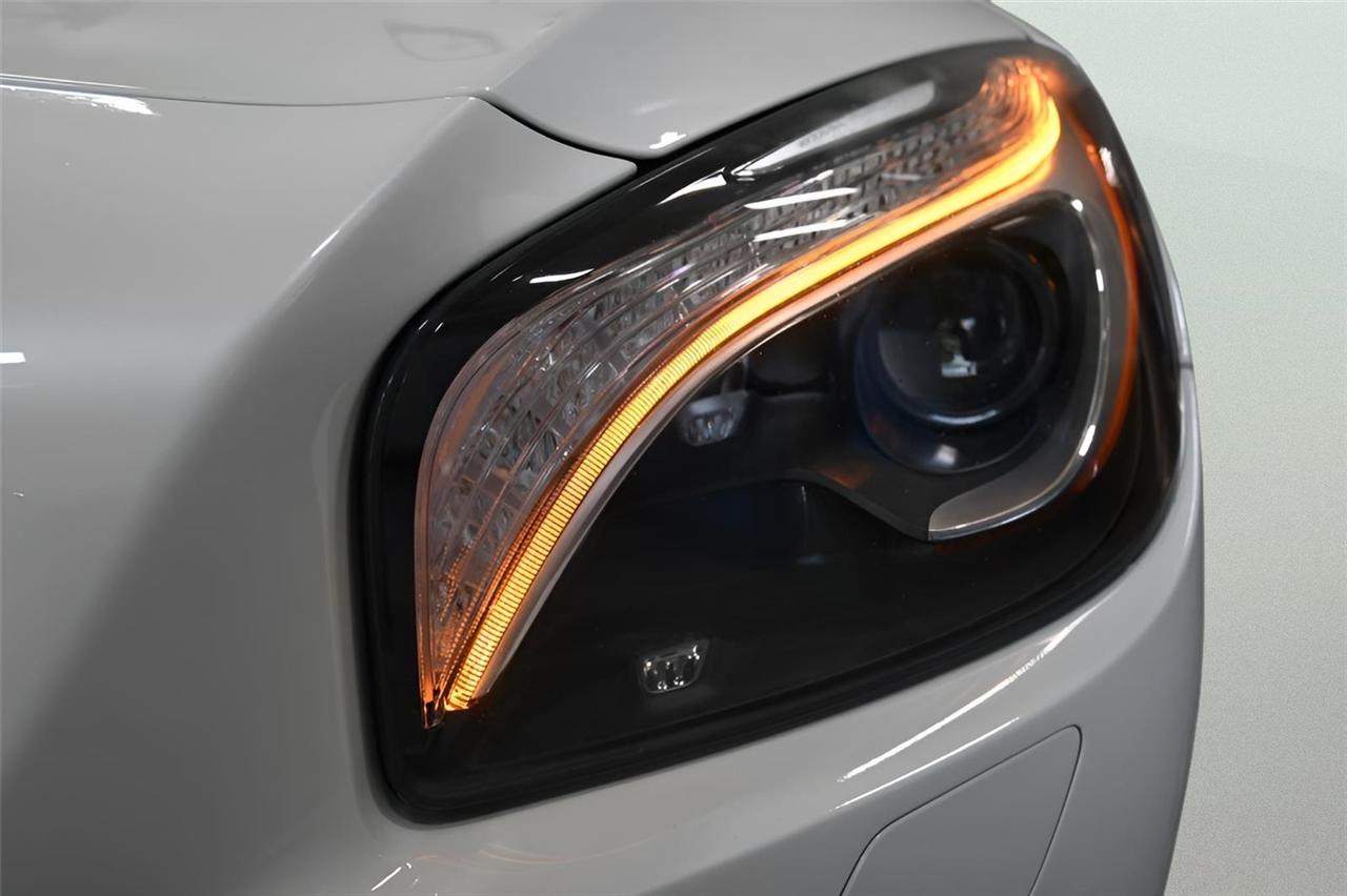 Mercedes-Benz SL-Class  2013
