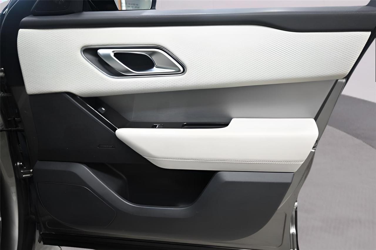 Land Rover Range Rover Velar  2020