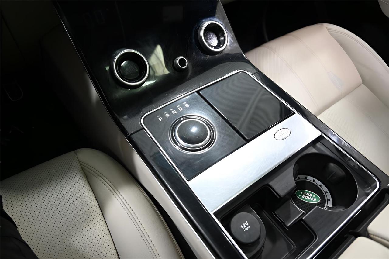 Land Rover Range Rover Velar  2020