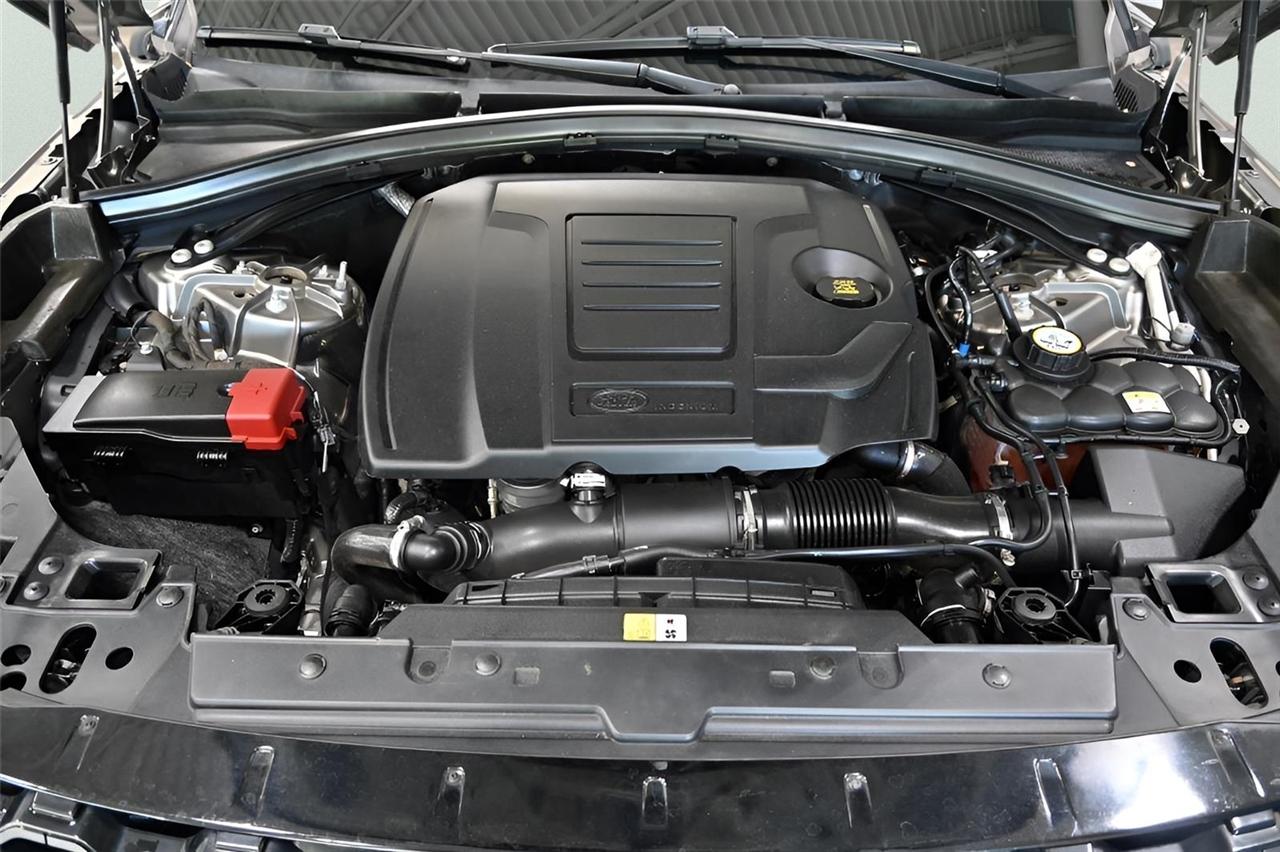 Land Rover Range Rover Velar  2020