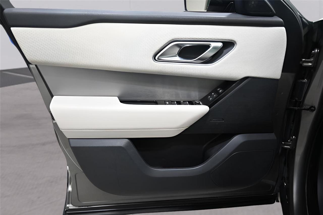 Land Rover Range Rover Velar  2020