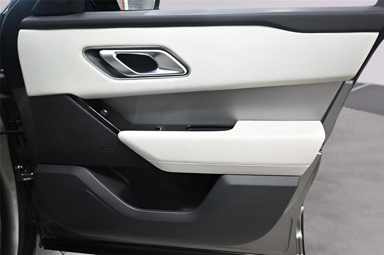 Land Rover Range Rover Velar  2020
