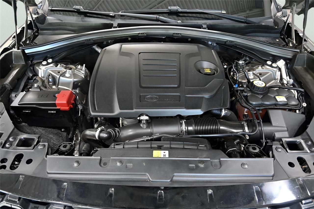 Land Rover Range Rover Velar  2020