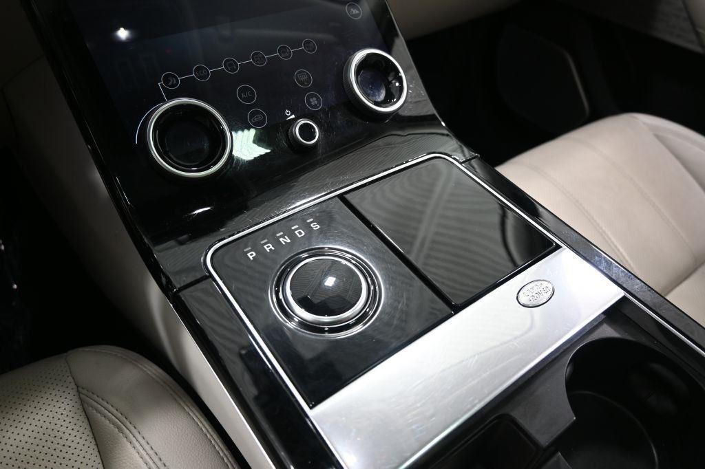 Land Rover Range Rover Velar  2018