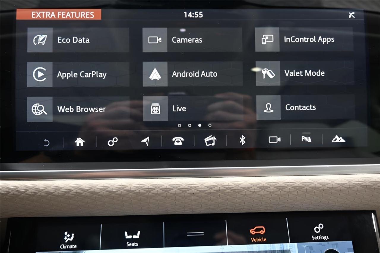 Land Rover Range Rover Velar  2018
