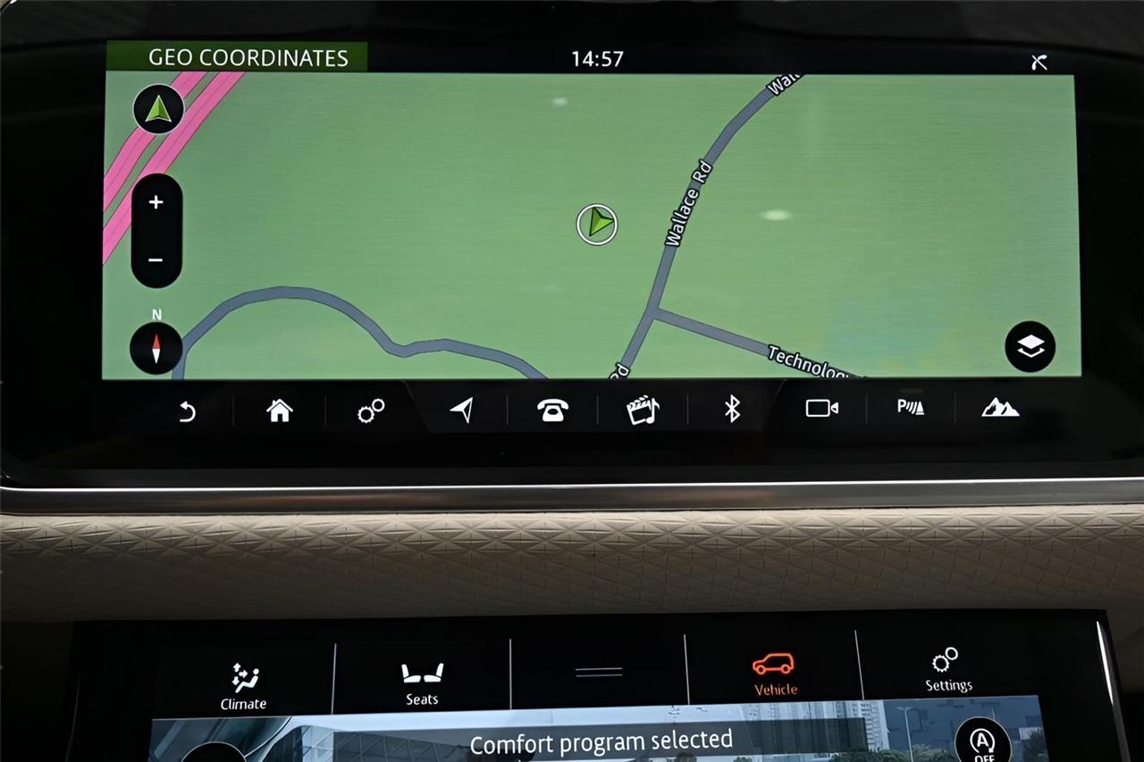 Land Rover Range Rover Velar  2018