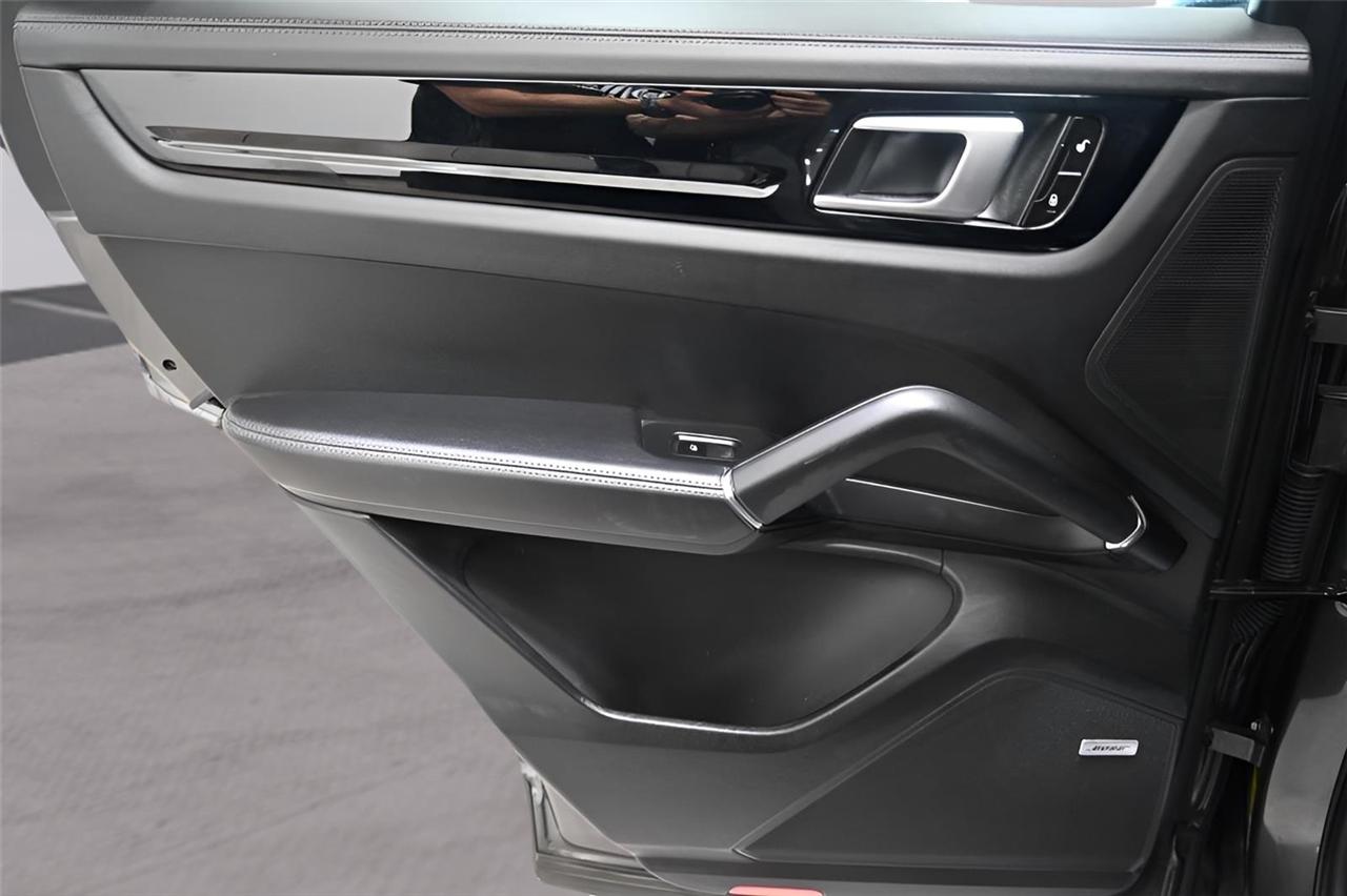Porsche Cayenne  2019