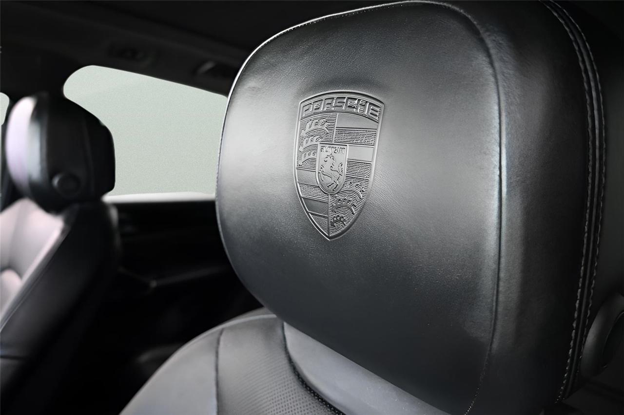 Porsche Cayenne  2019
