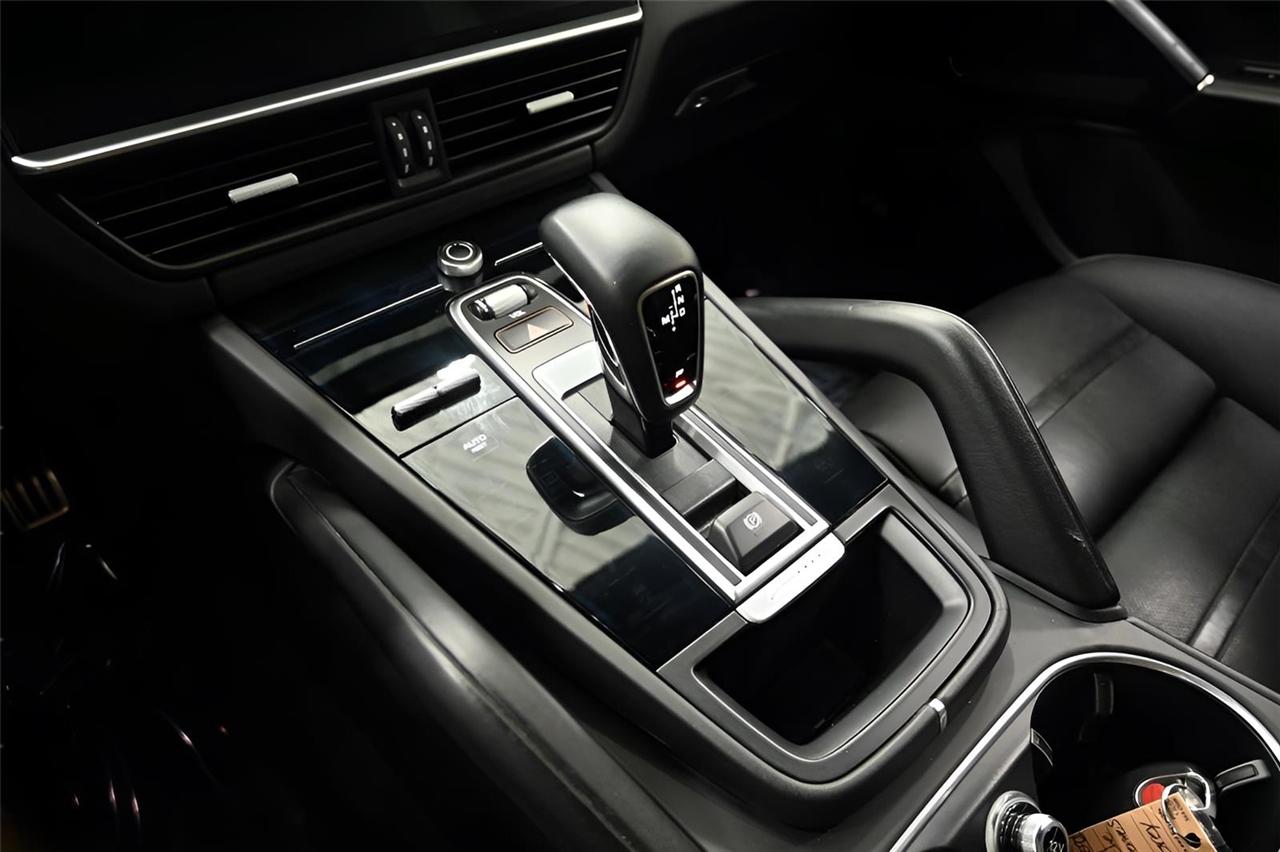 Porsche Cayenne  2019