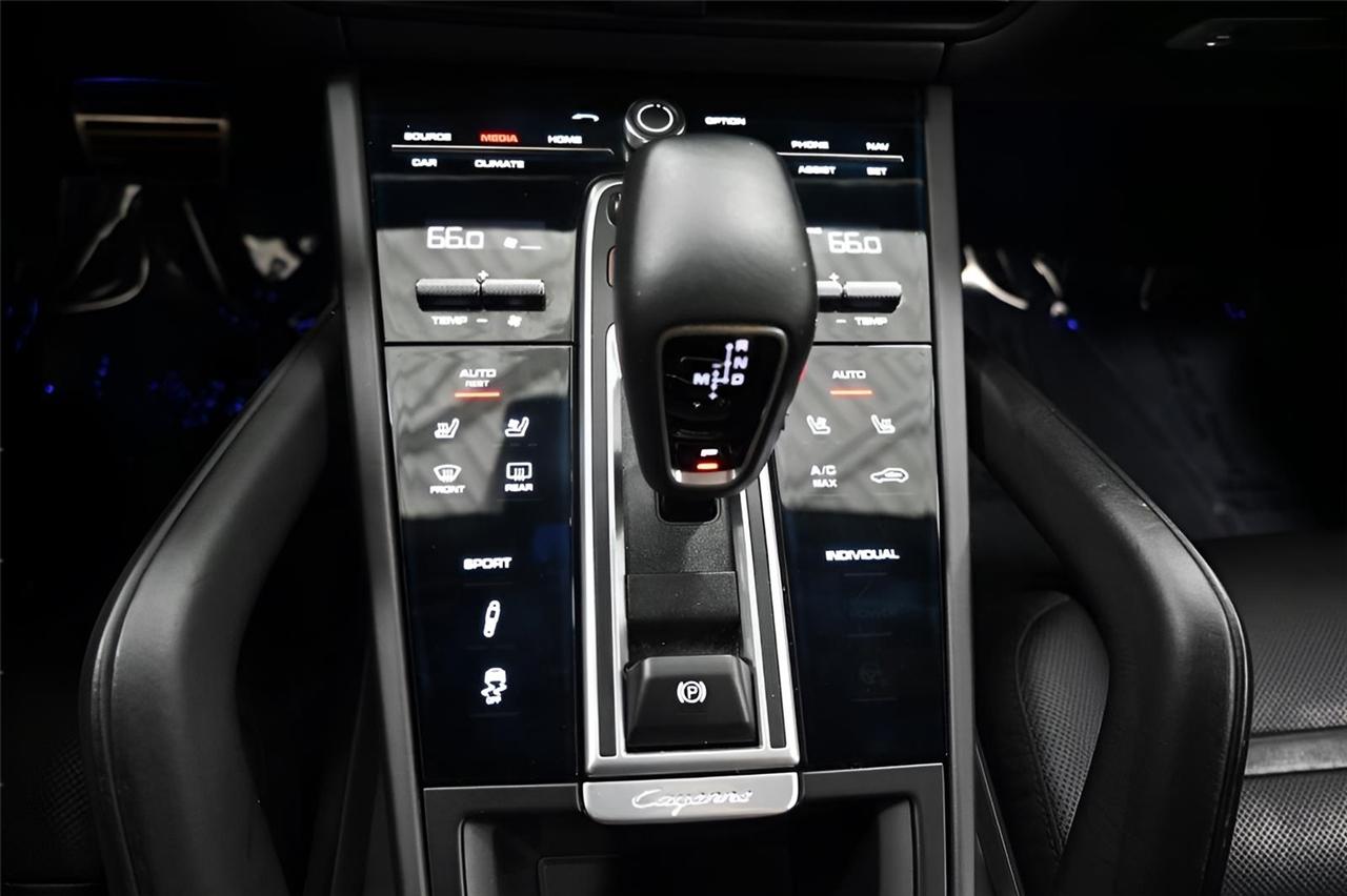 Porsche Cayenne  2019