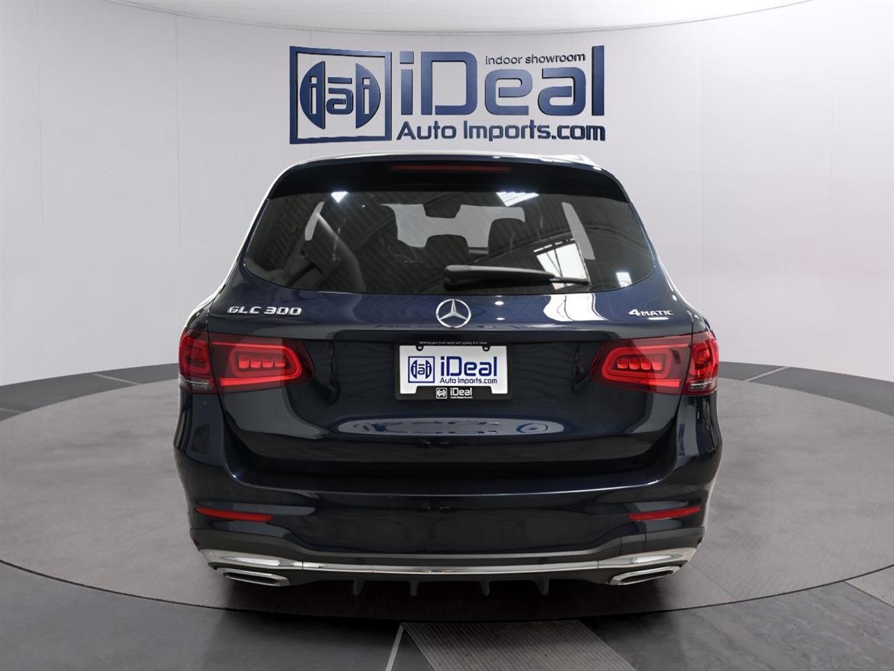 Mercedes-Benz GLC-Class  2021