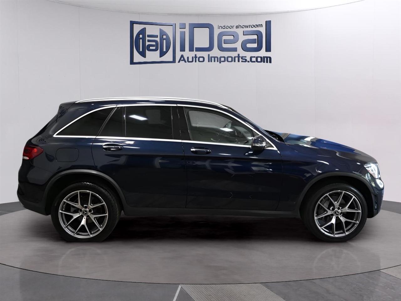 Mercedes-Benz GLC-Class  2021