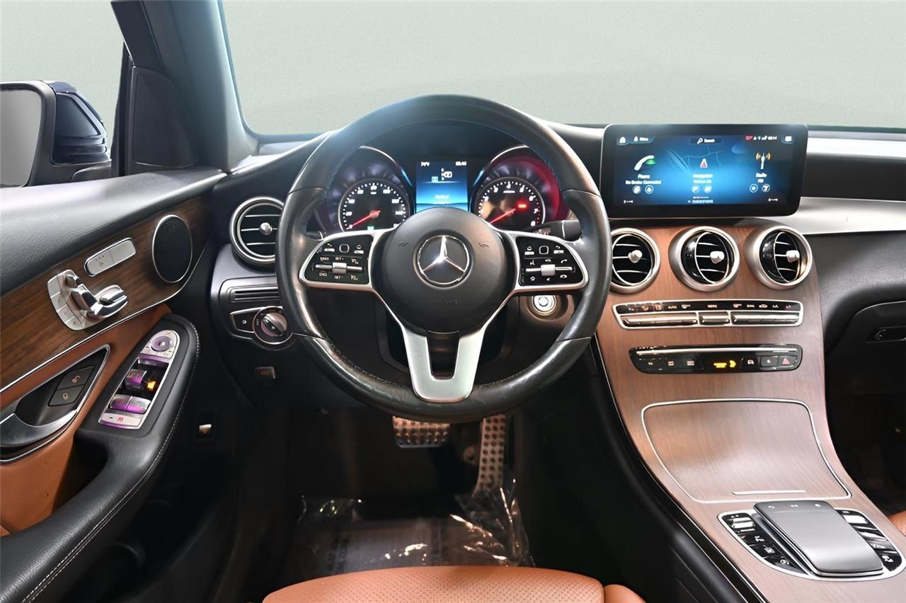 Mercedes-Benz GLC-Class  2021