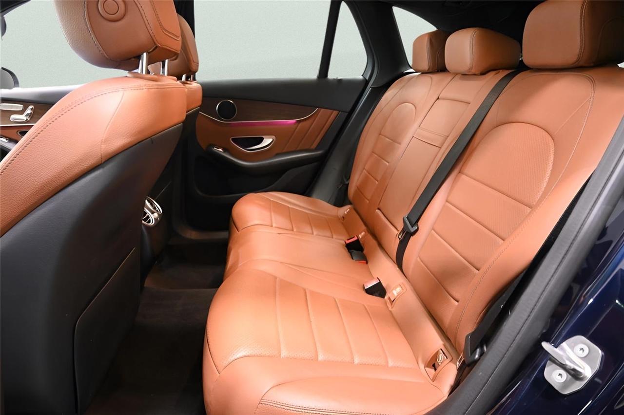 Mercedes-Benz GLC-Class  2021