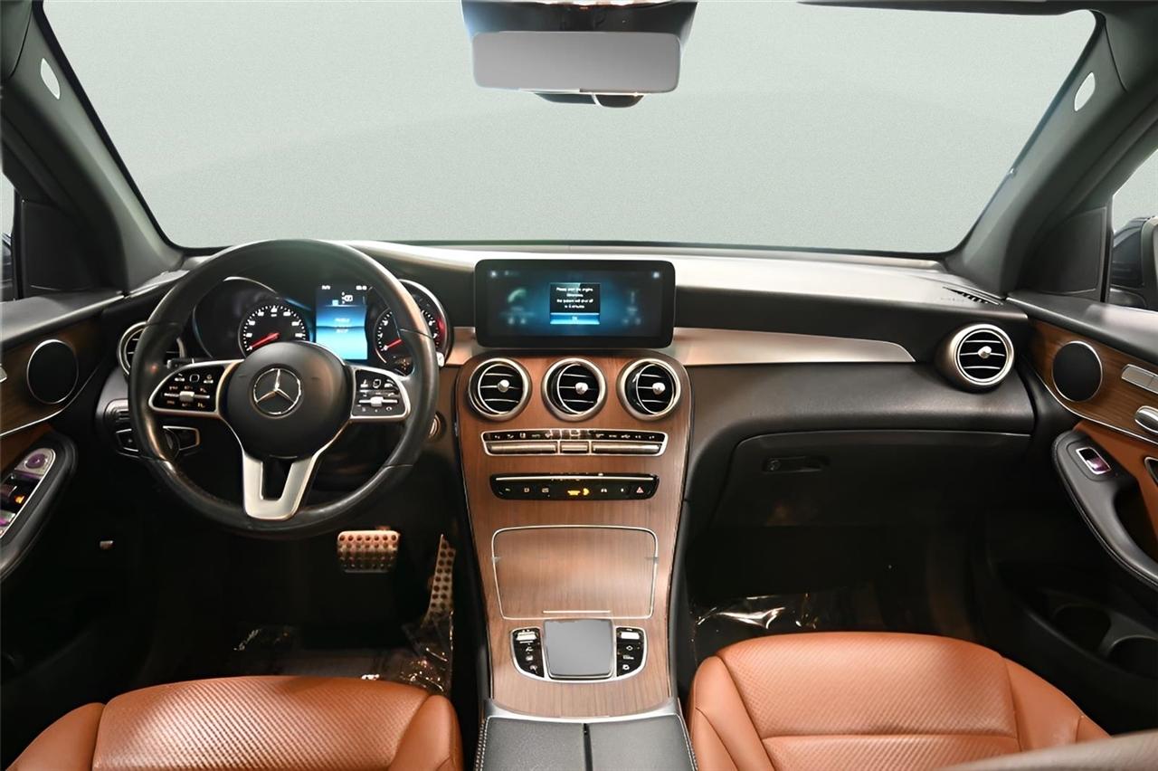 Mercedes-Benz GLC-Class  2021