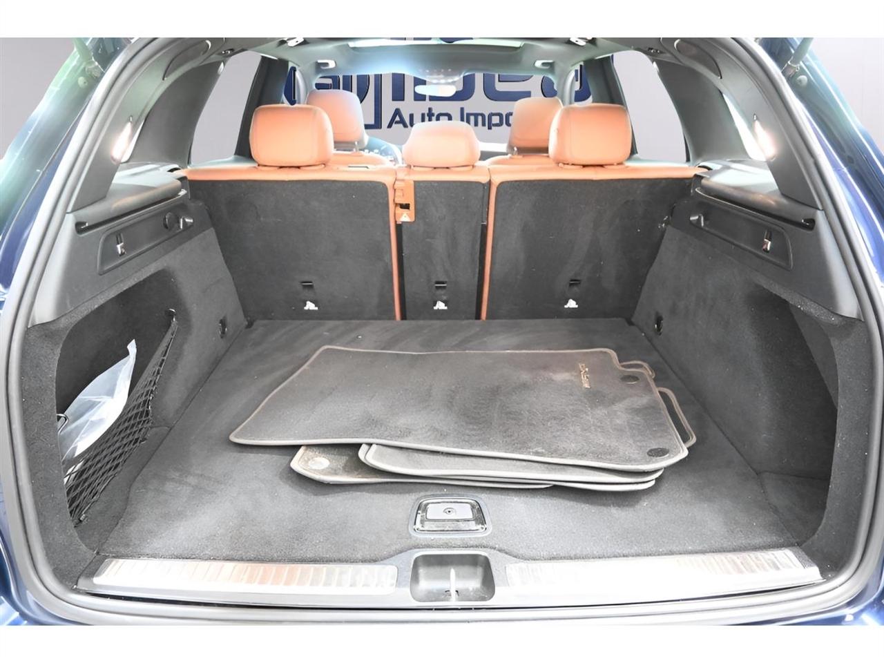 Mercedes-Benz GLC-Class  2021