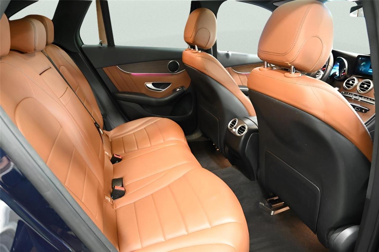 Mercedes-Benz GLC-Class  2021
