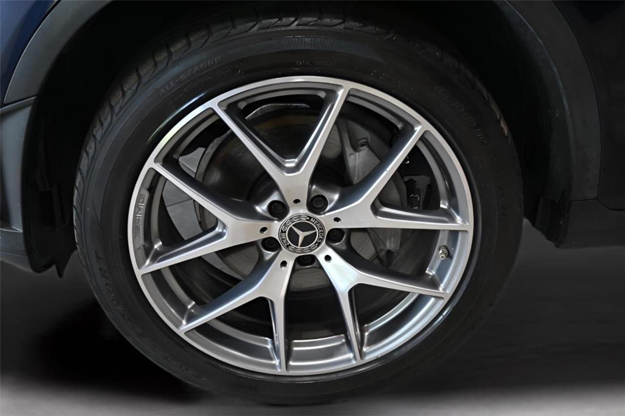 Mercedes-Benz GLC-Class  2021