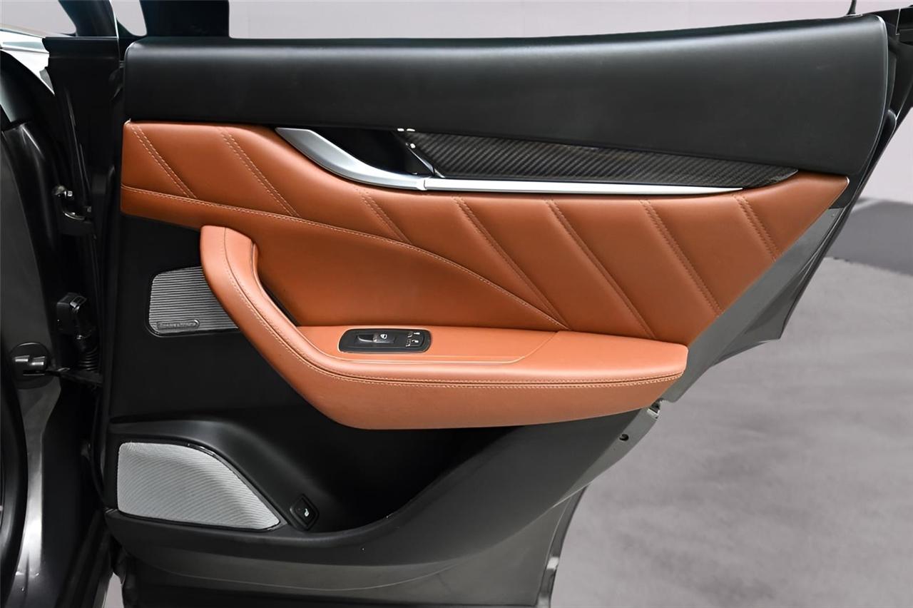Maserati Levante  2019