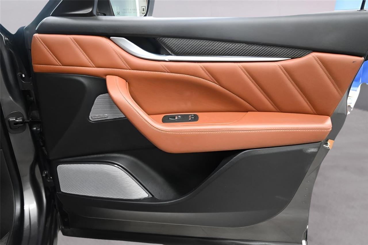 Maserati Levante  2019