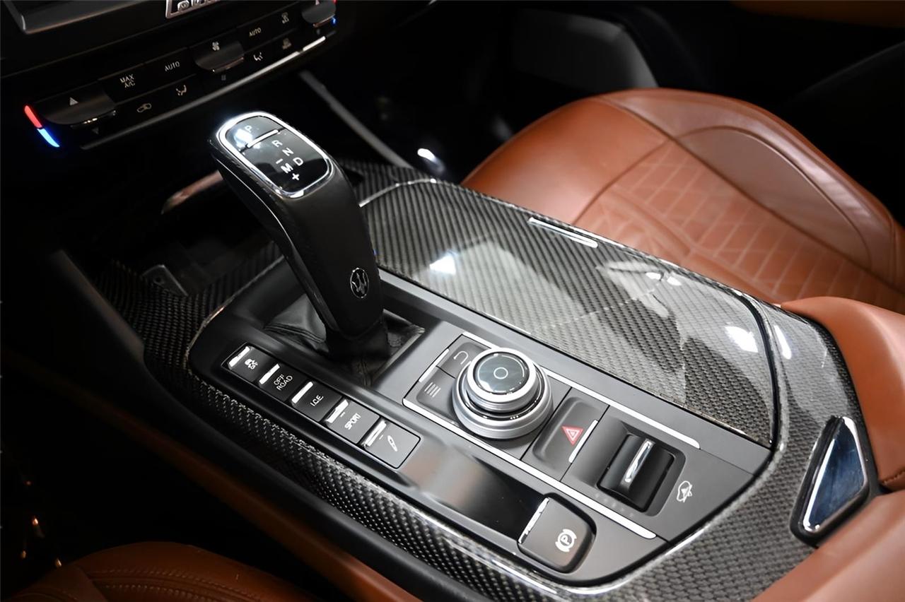 Maserati Levante  2019