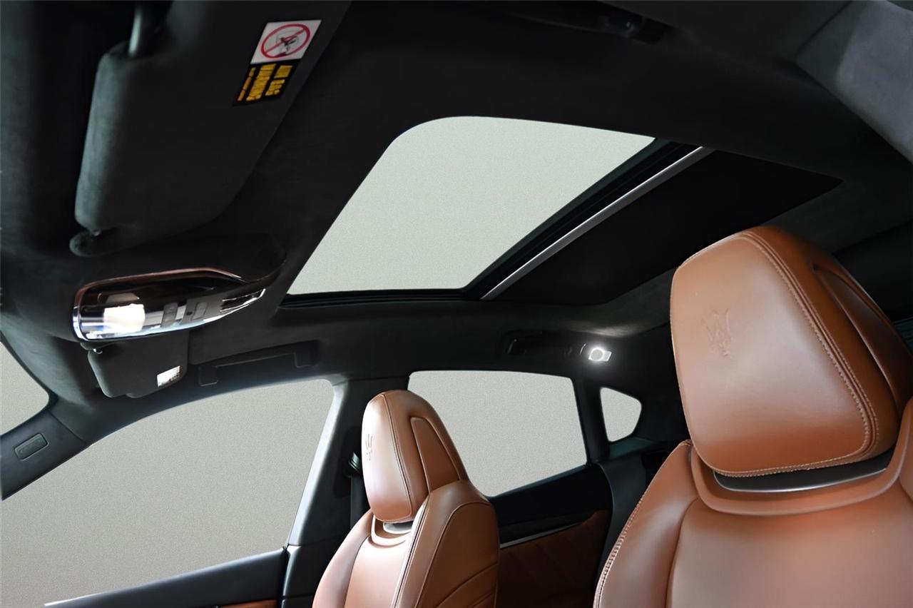 Maserati Levante  2019