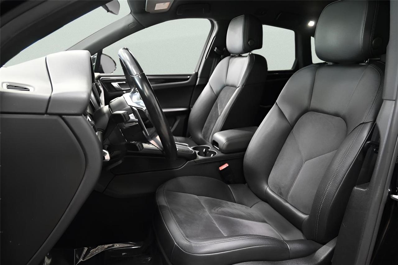 Porsche Macan  2019