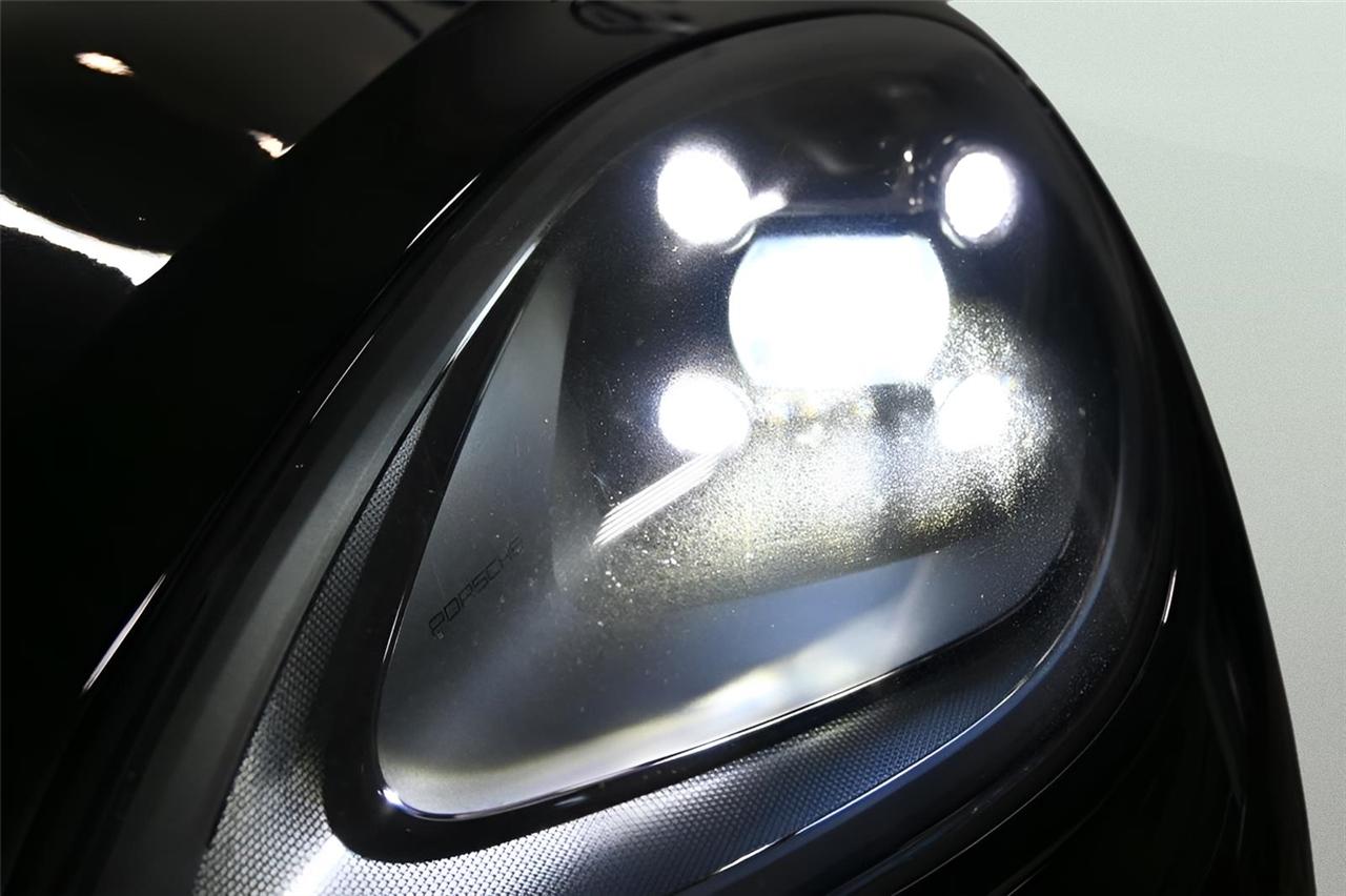 Porsche Macan  2019