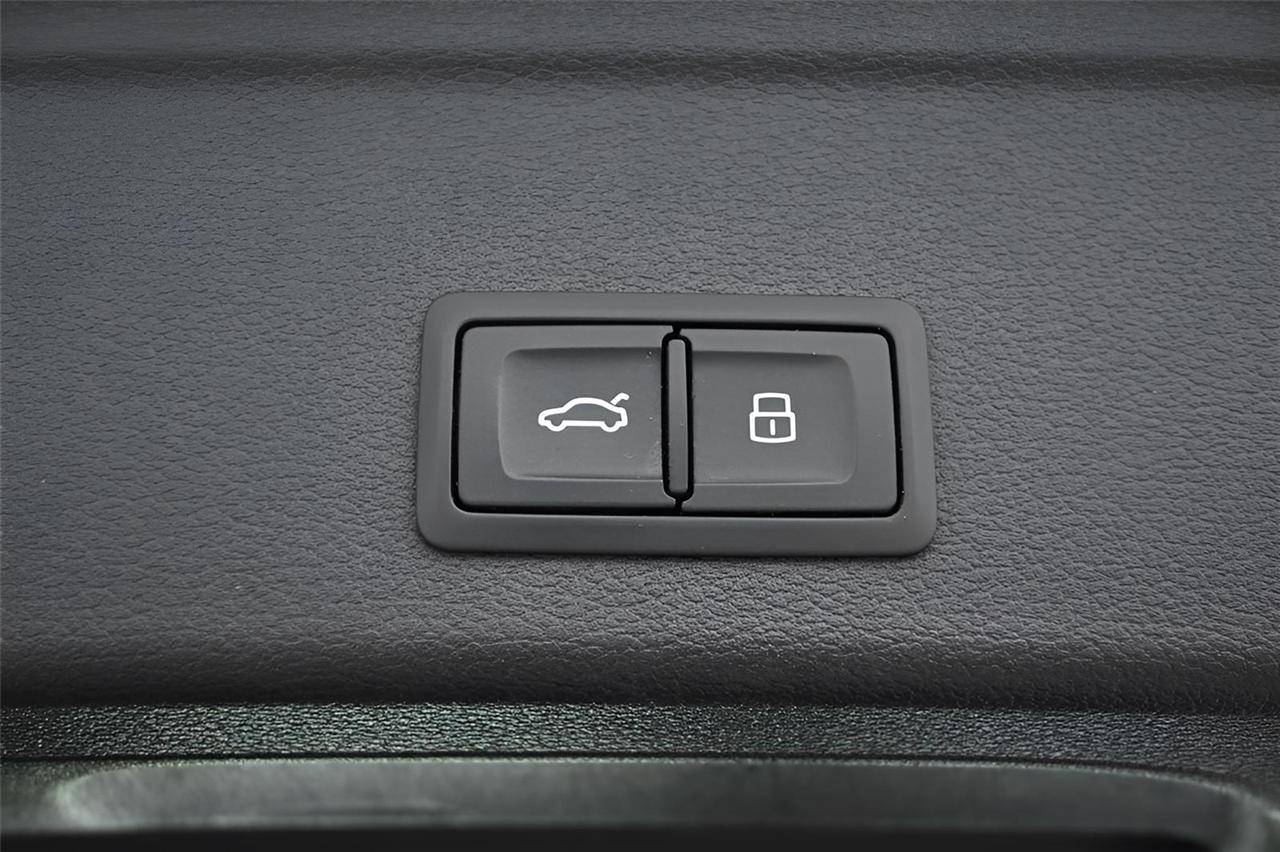 Audi allroad  2018