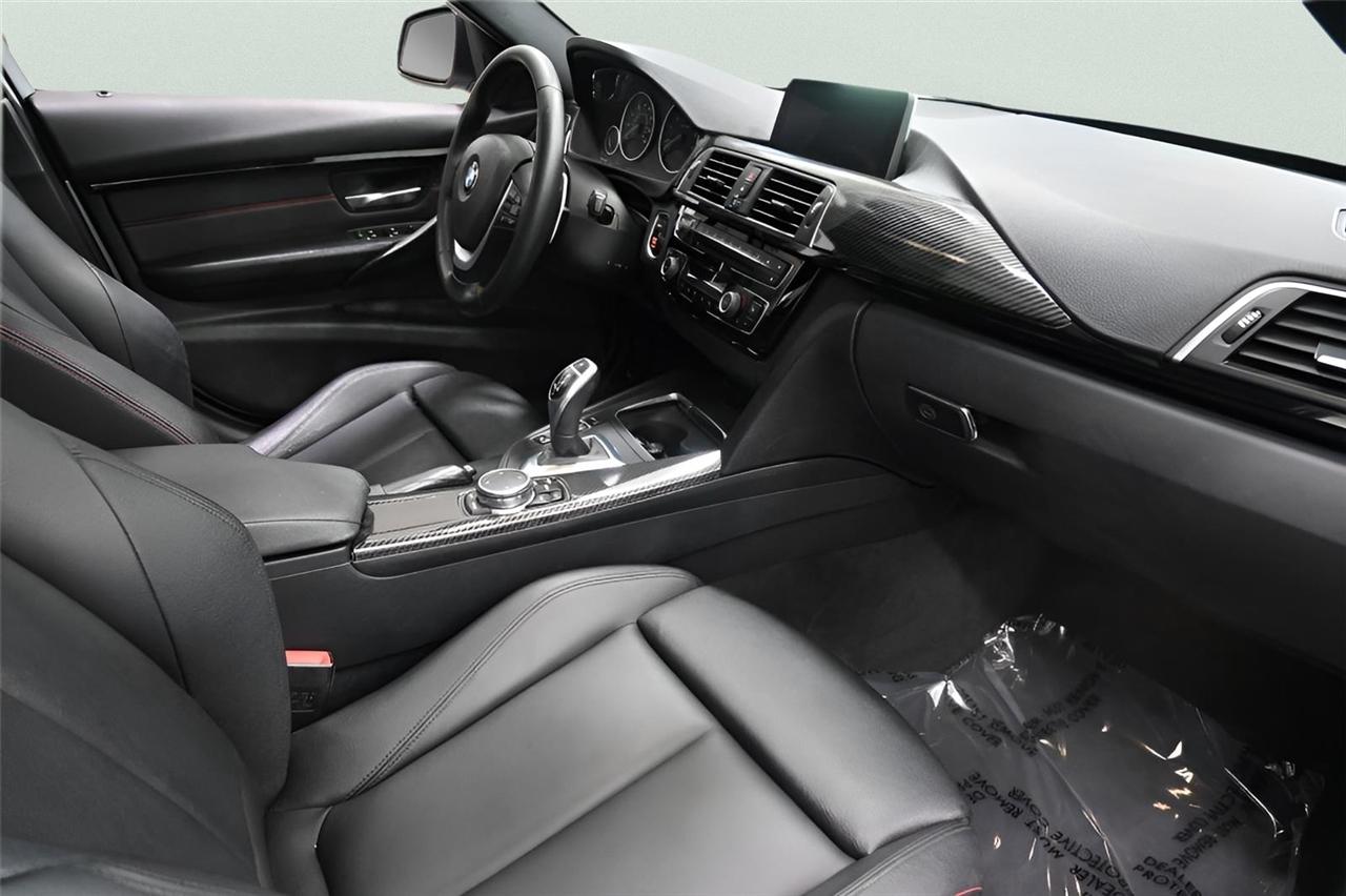 BMW 3-Series  2016