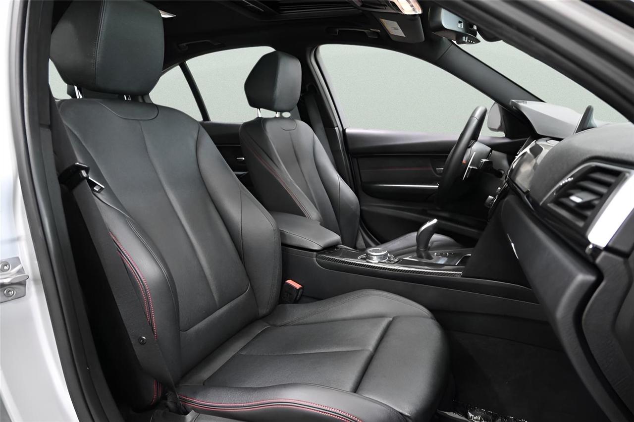 BMW 3-Series  2016