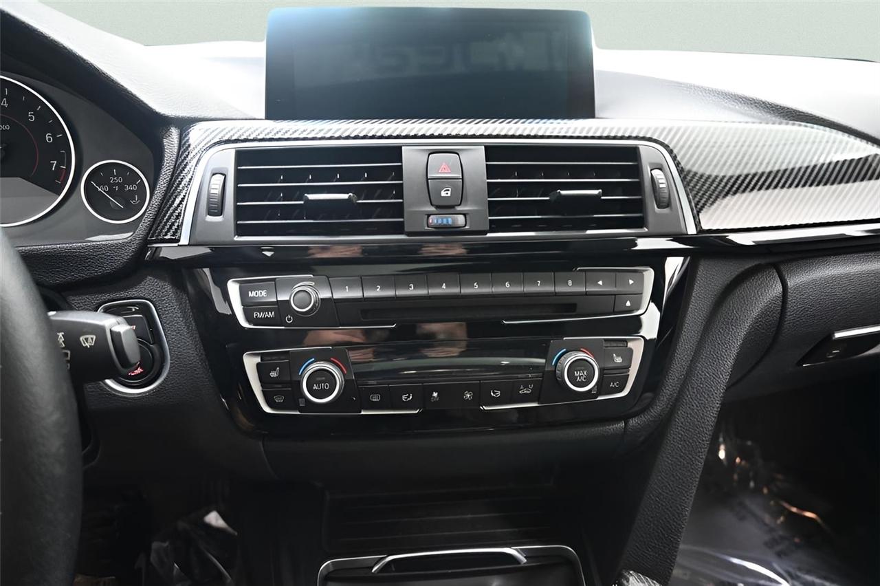 BMW 3-Series  2016
