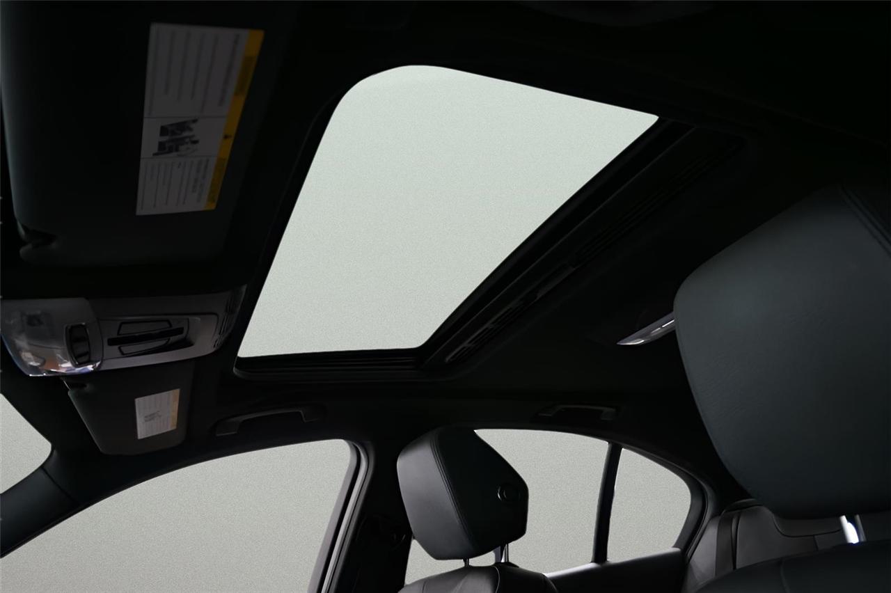 BMW 3-Series  2016