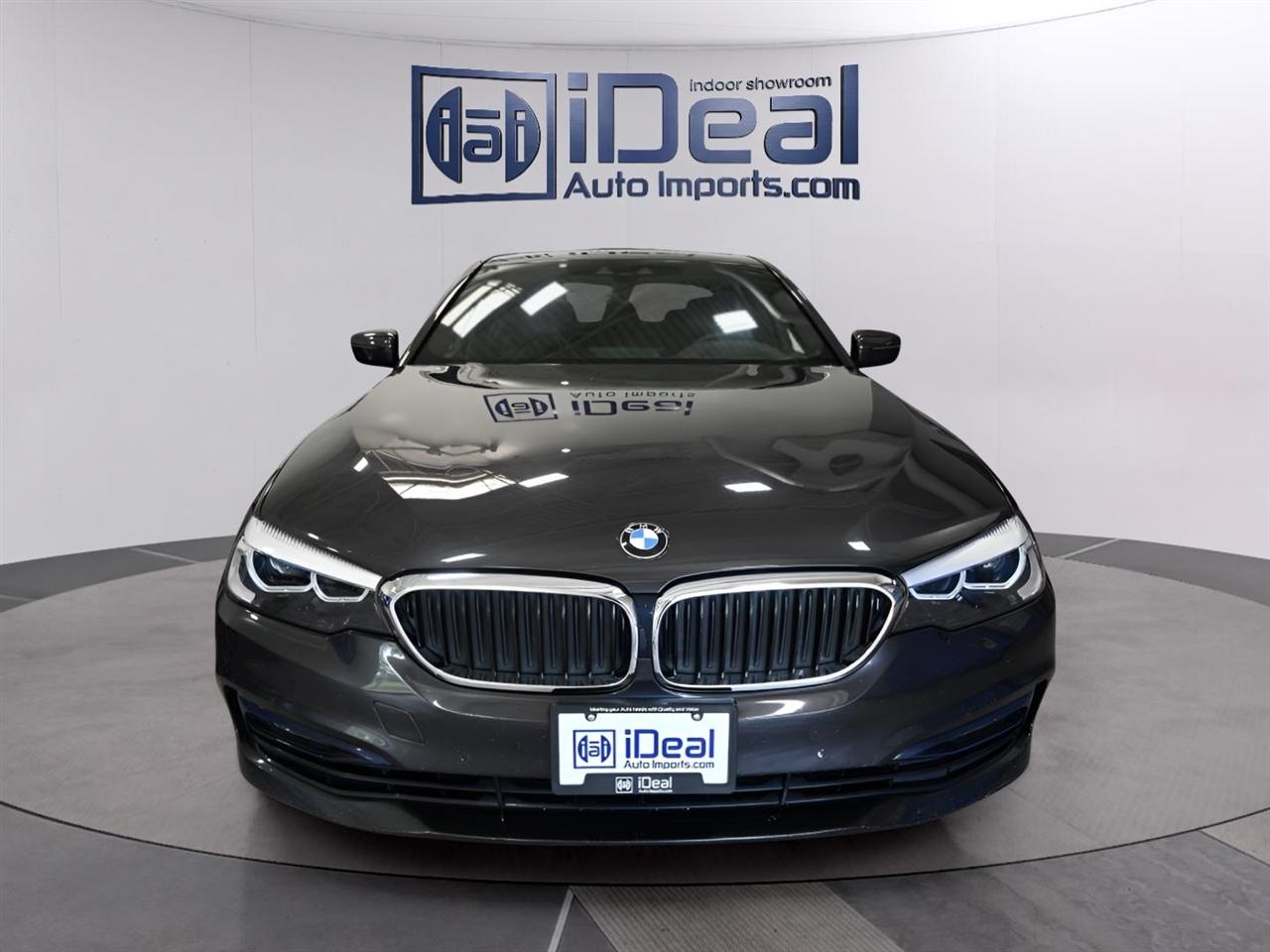 BMW 5-Series  2018