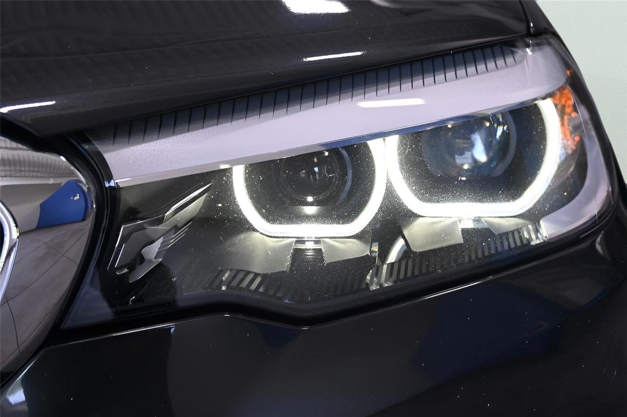 BMW 5-Series  2018