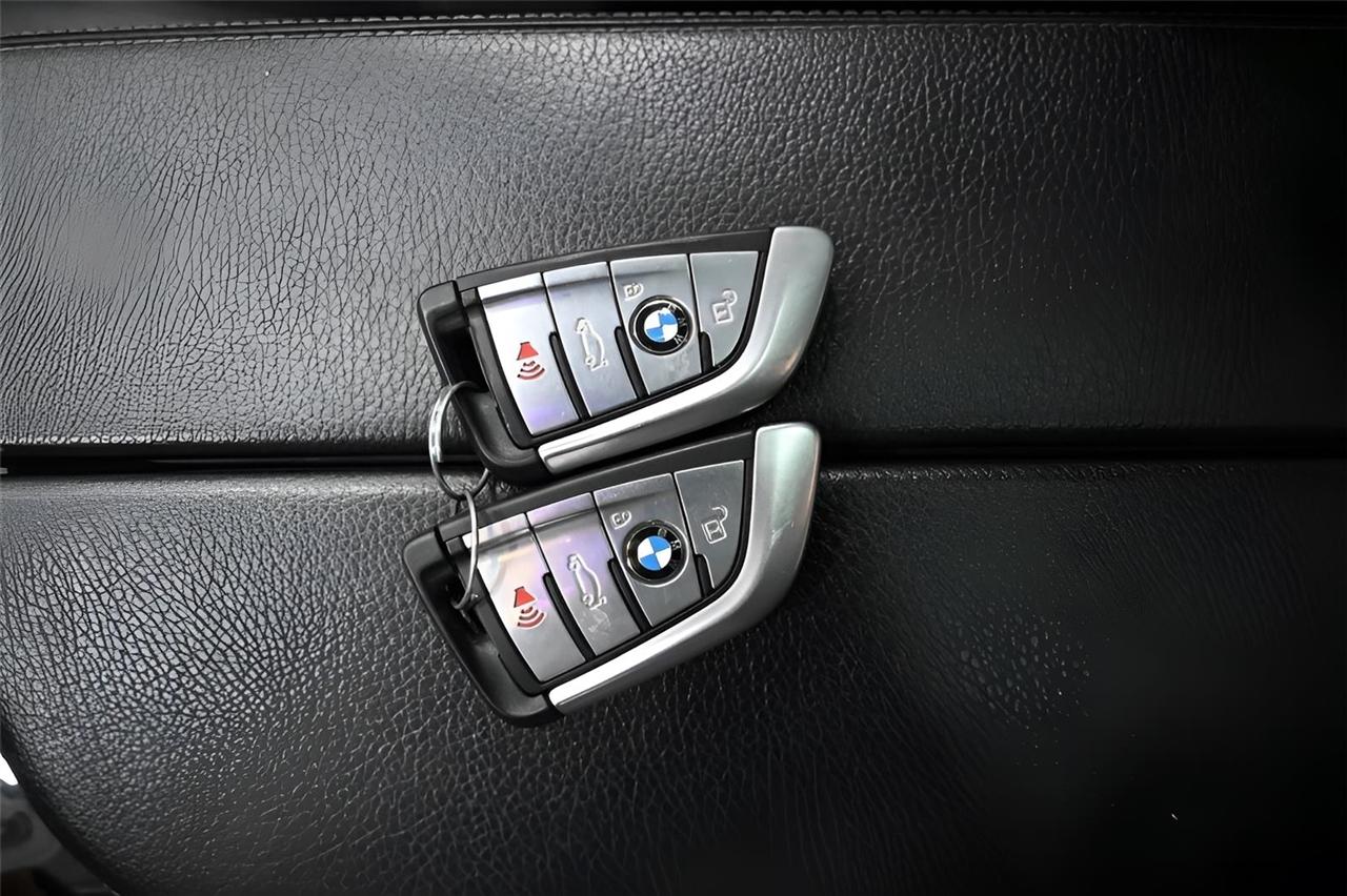 BMW 5-Series  2018