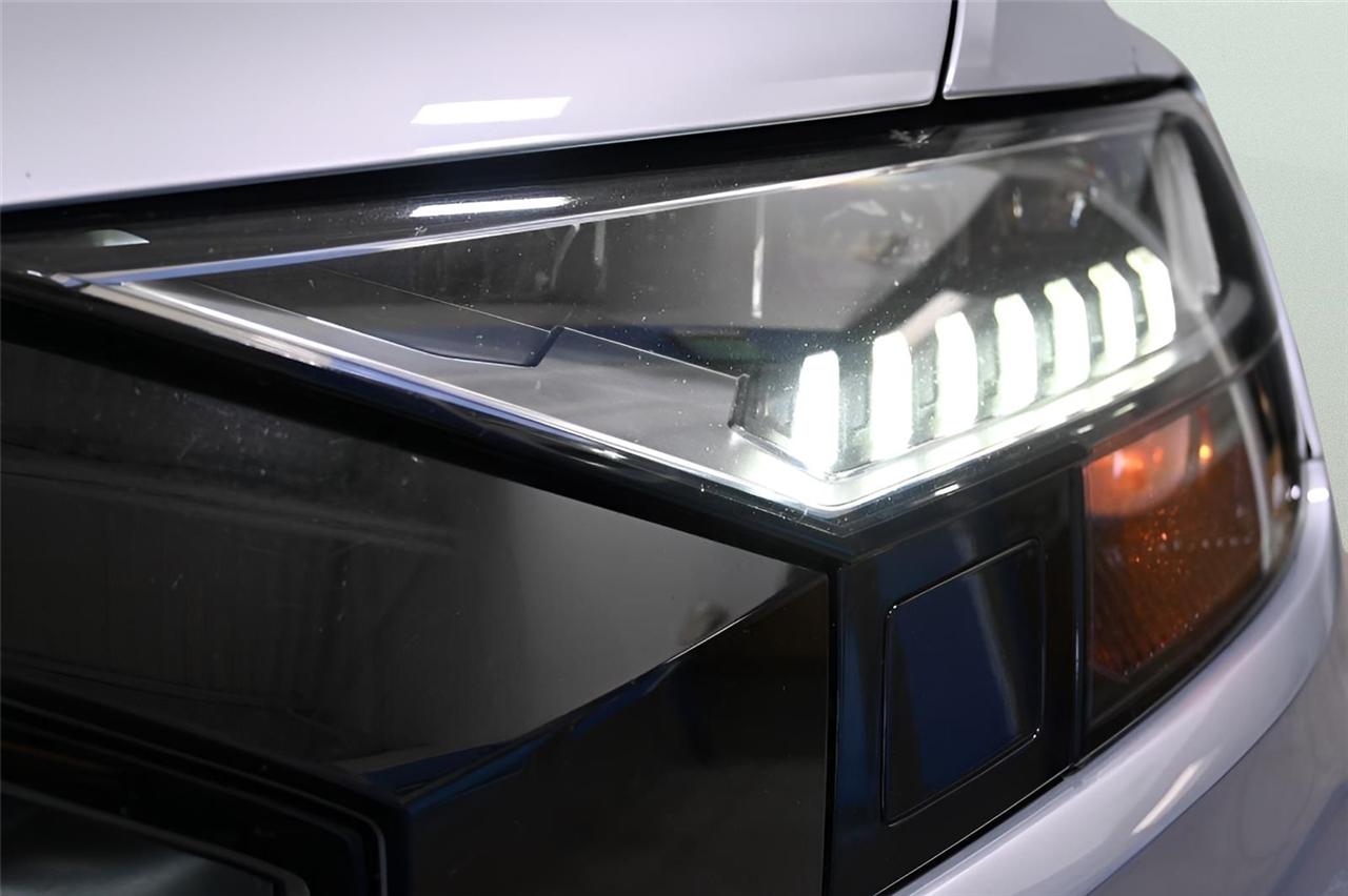 Audi Q8  2021