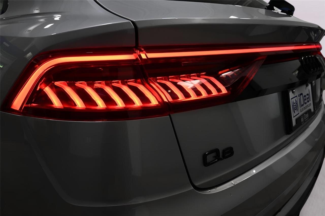 Audi Q8  2021