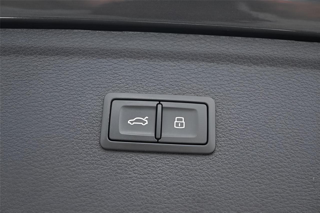 Audi Q5 e  2023