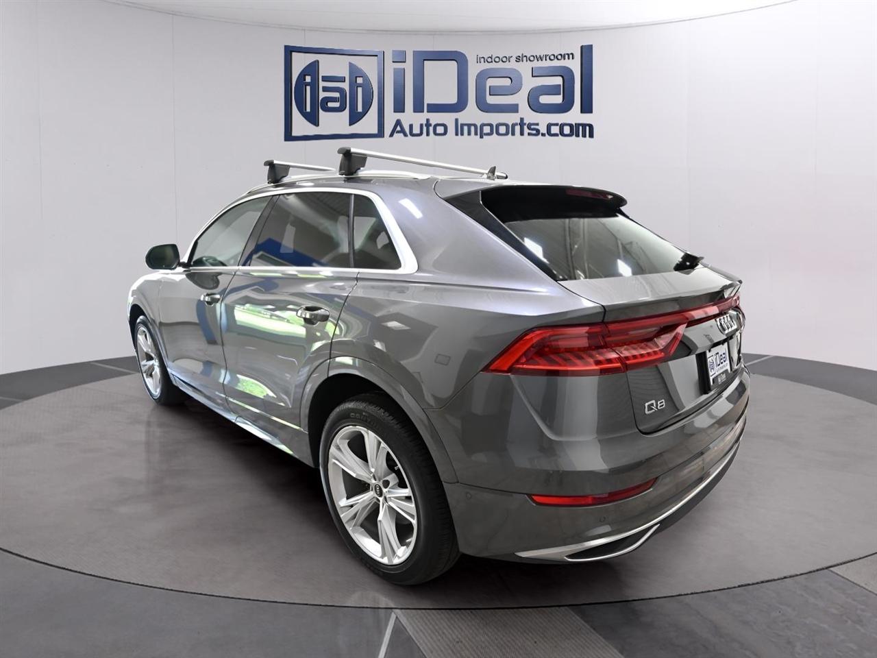 Audi Q8  2021