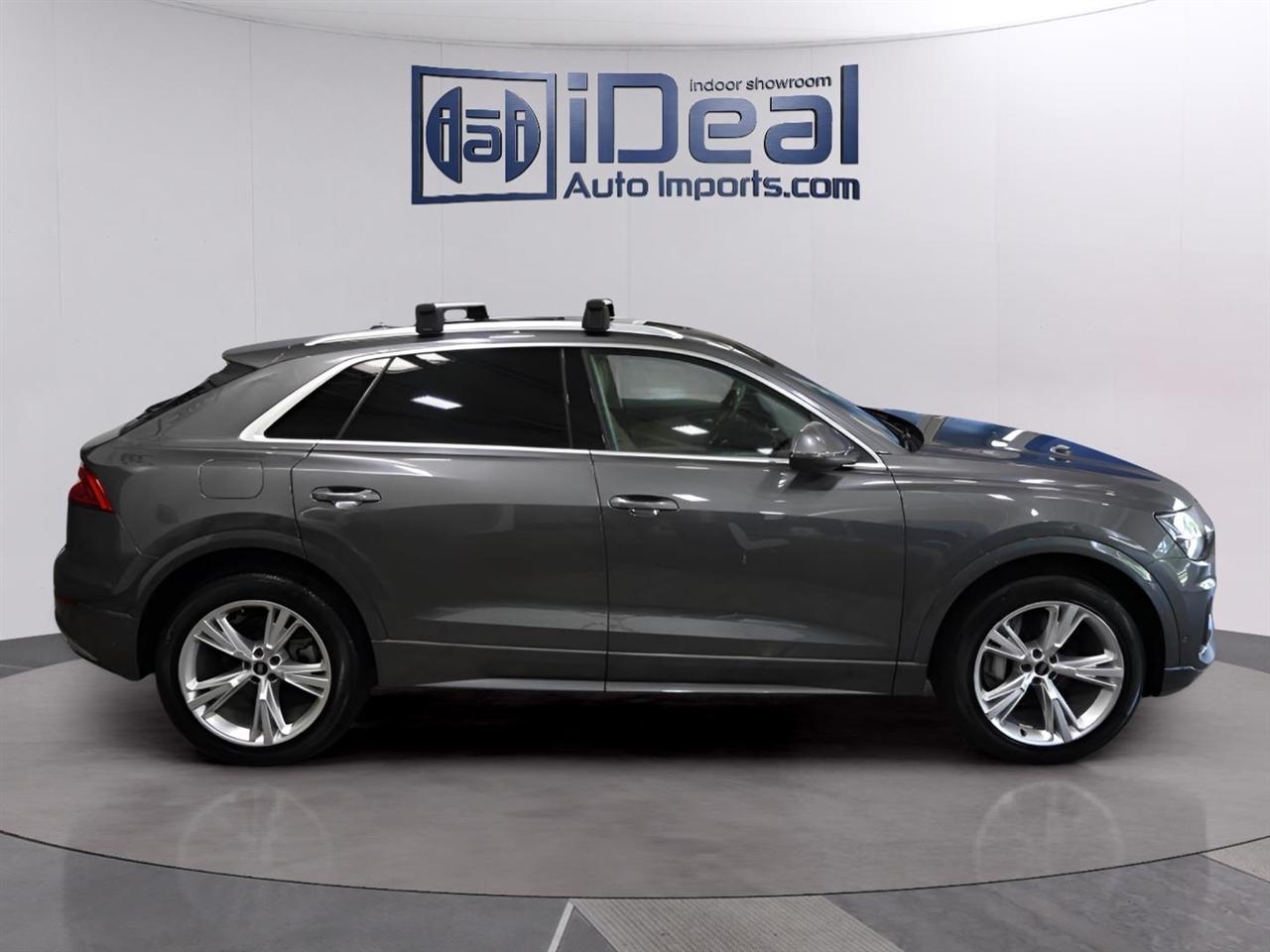 Audi Q8  2021