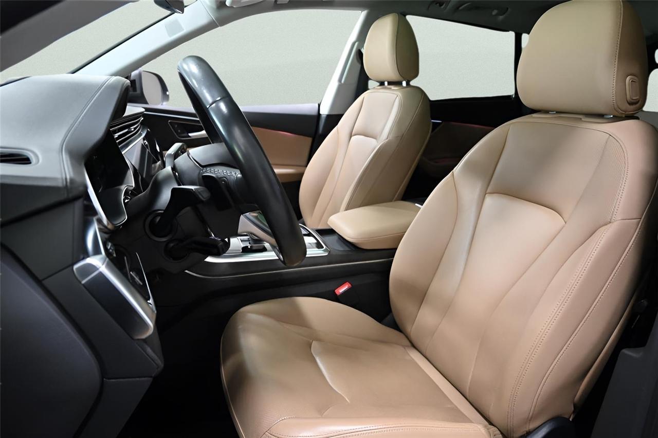 Audi Q8  2021