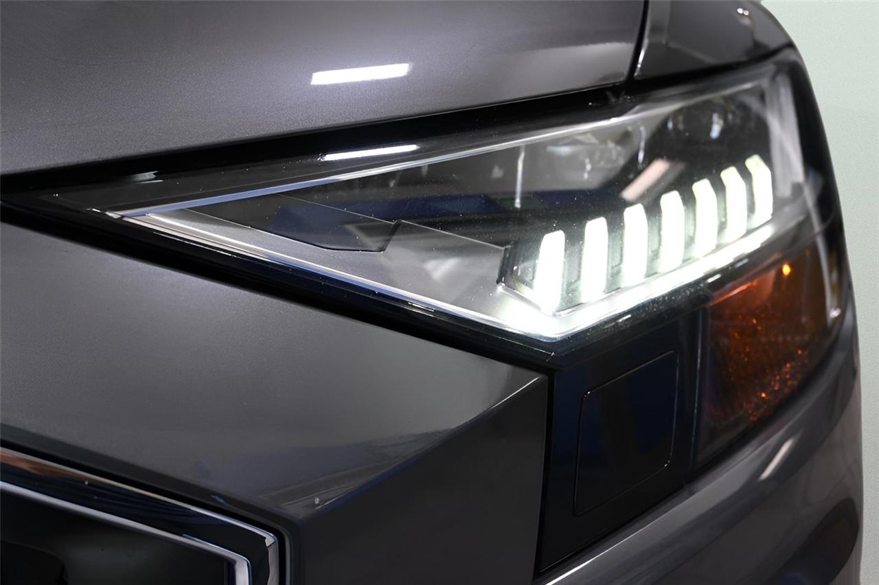 Audi Q8  2021