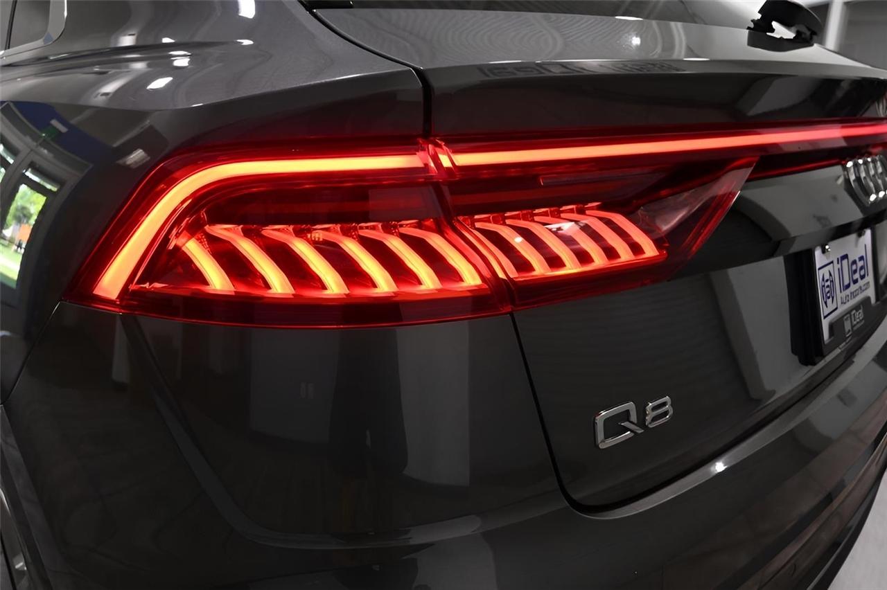 Audi Q8  2021