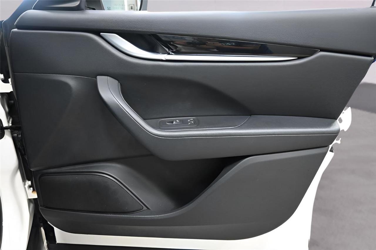 Maserati Levante  2019