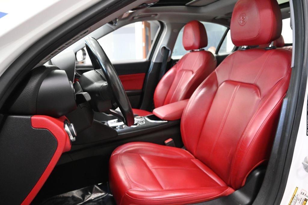 Alfa Romeo Giulia  2020